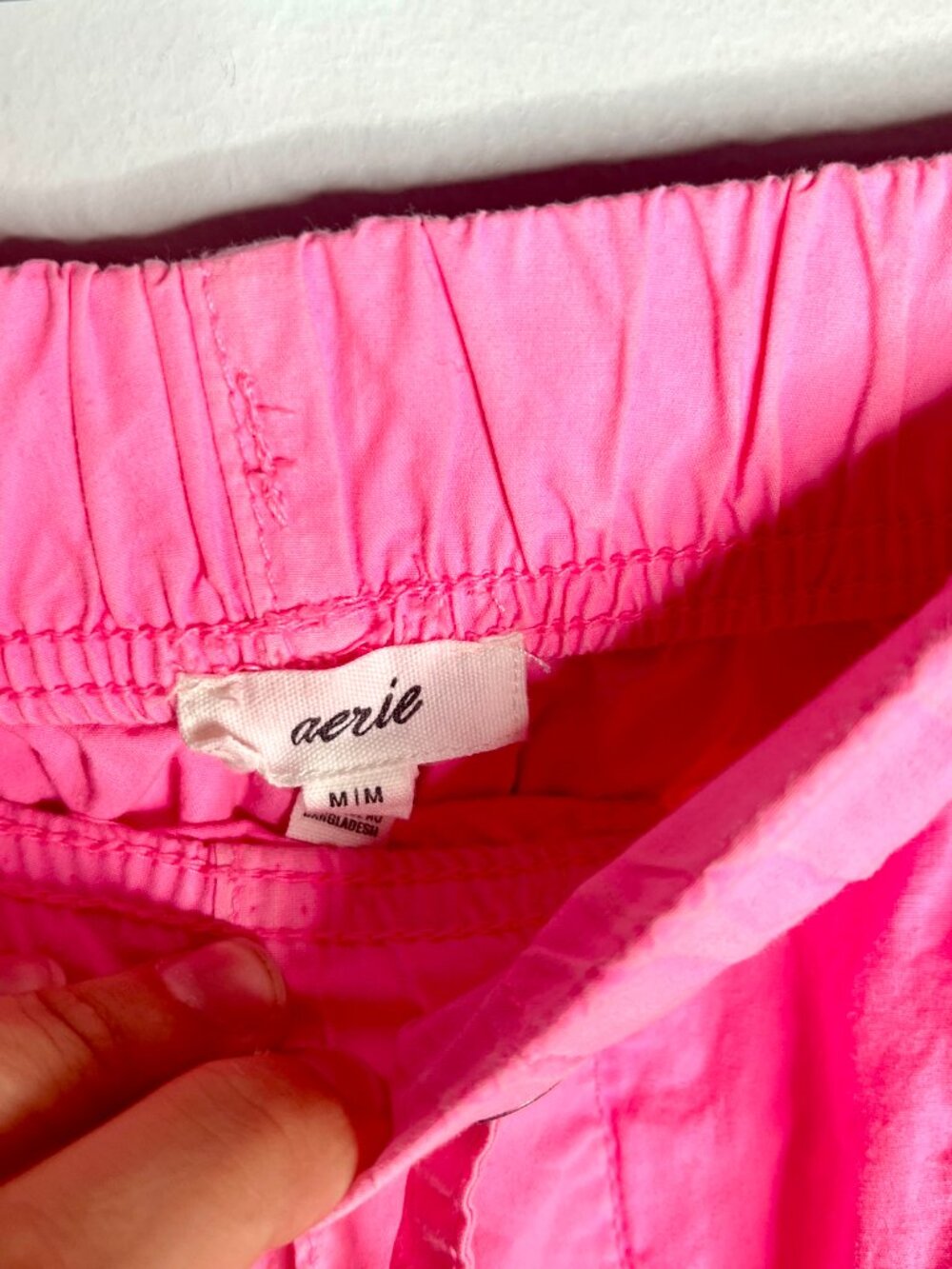 Aerie Avenue Baggy Cargo Pant in Pink Burst Comfy Gorpcore Streetwear Sz Medium - Picture 5 of 8
